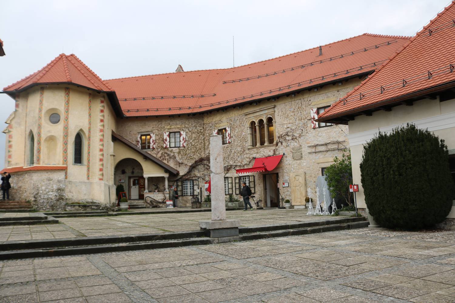 Museum und Kapelle in der Burg von Bled.