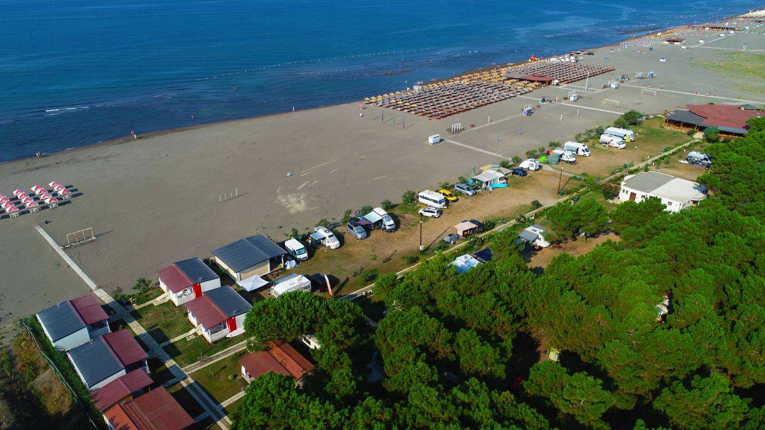 In Ulcinj ist der längste und breiteste Sandstrand Montenegros.