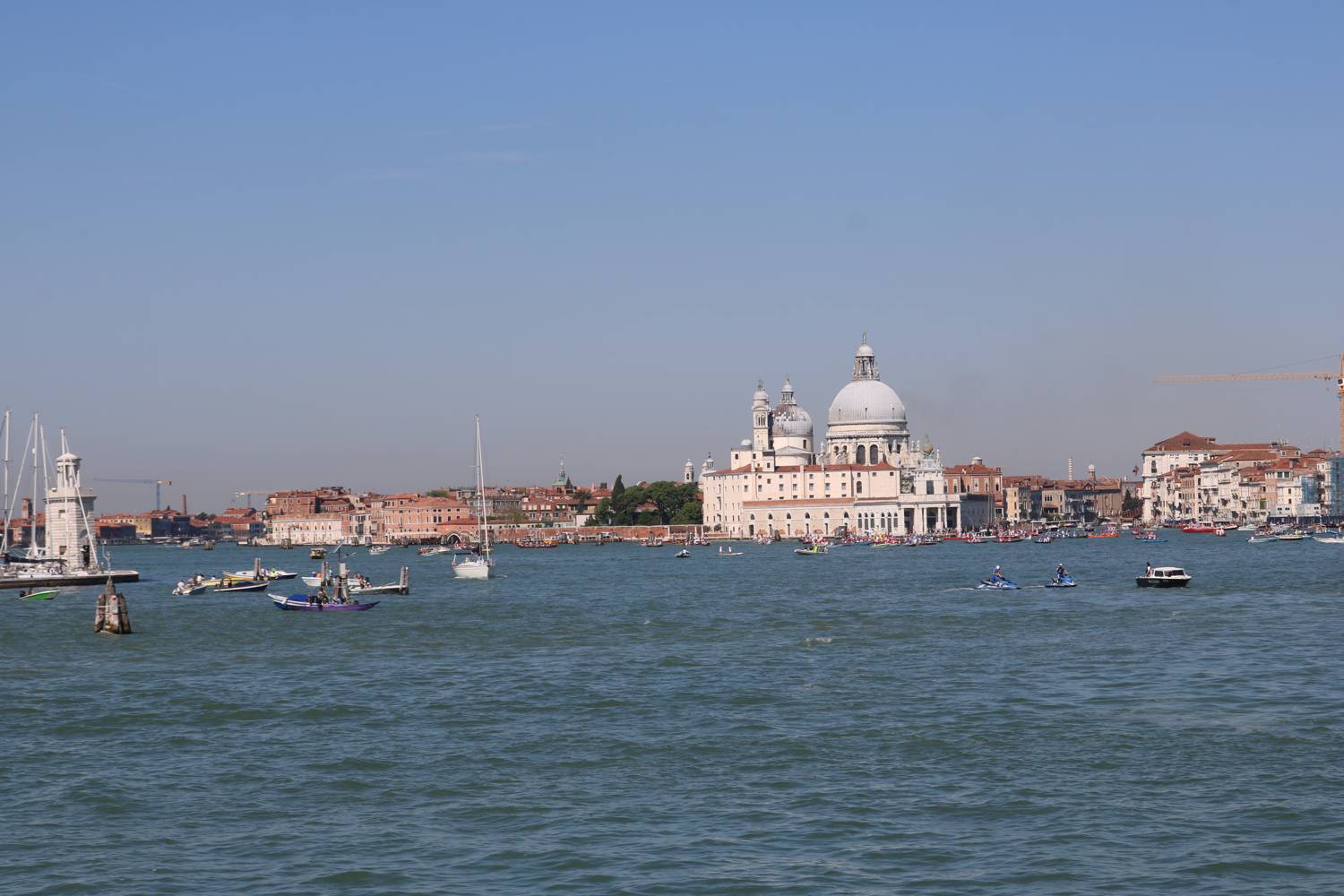 Die berühmte Silhouette von Venedig.