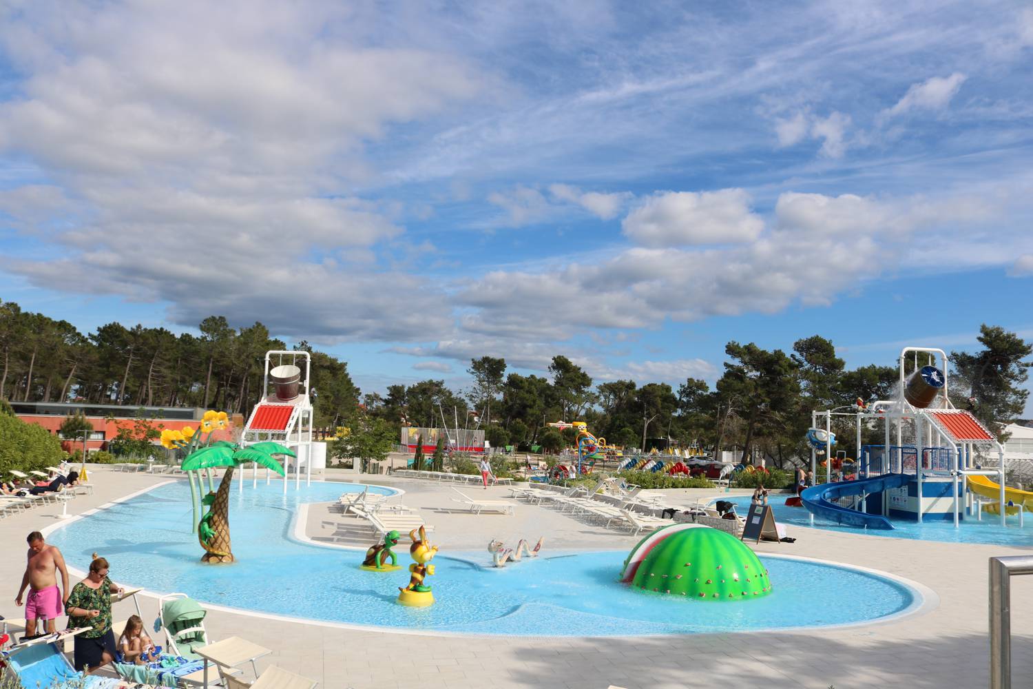 Das riesige Pool-Gelände im Zaton Holiday Resort